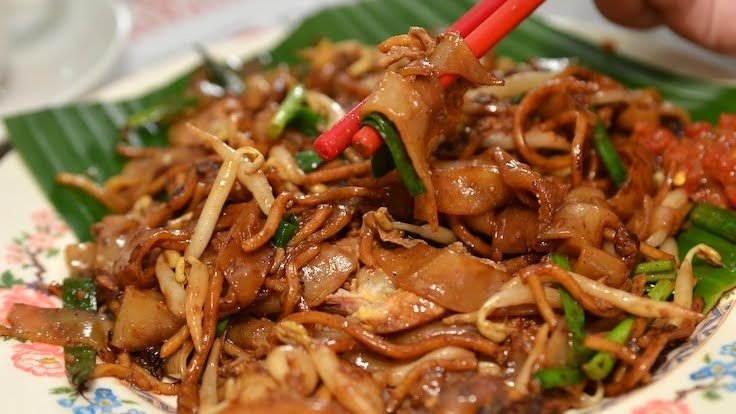 singapore fried char kway teow